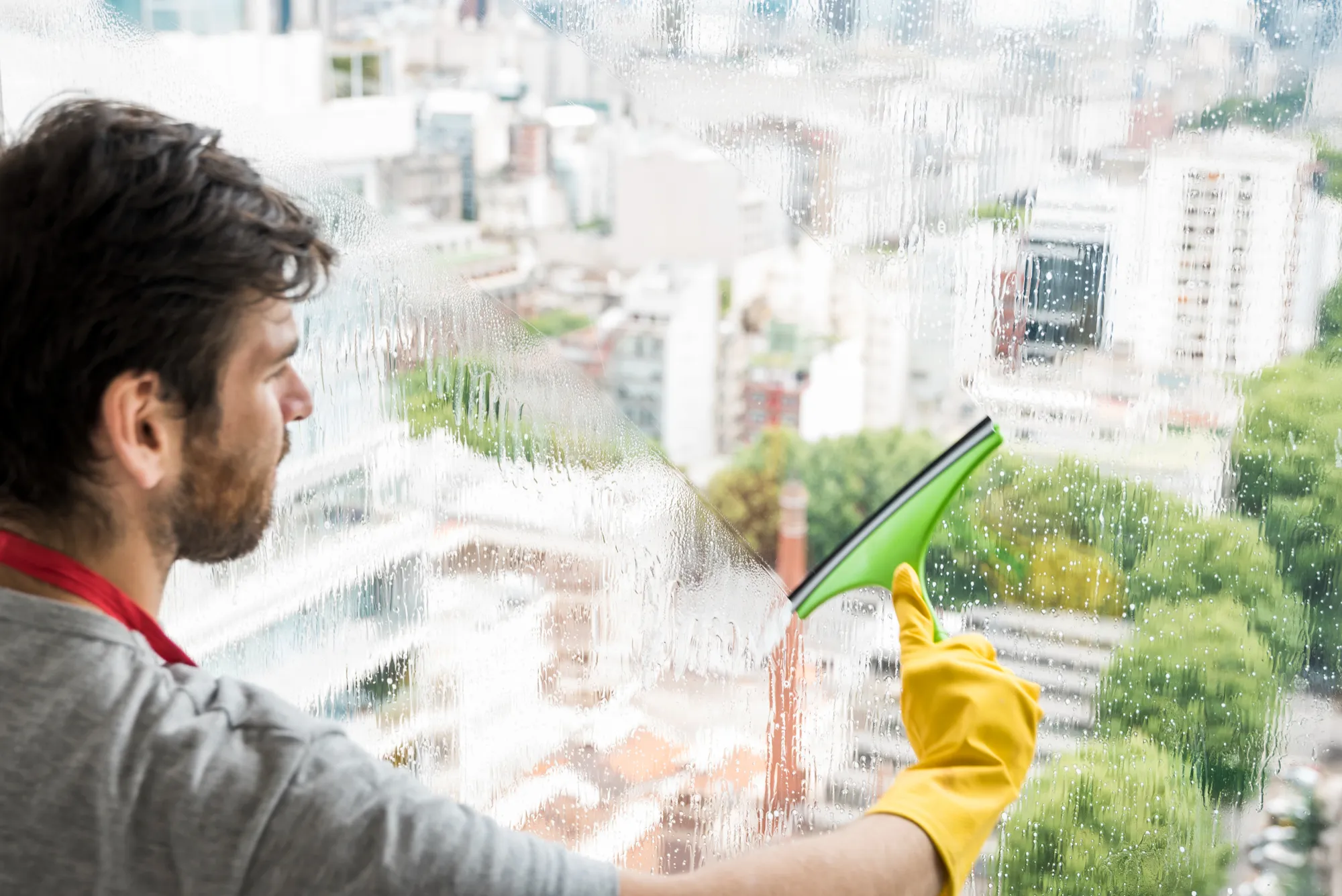 Weather's Effect on Achieving Optimal Window Cleaning Outcomes