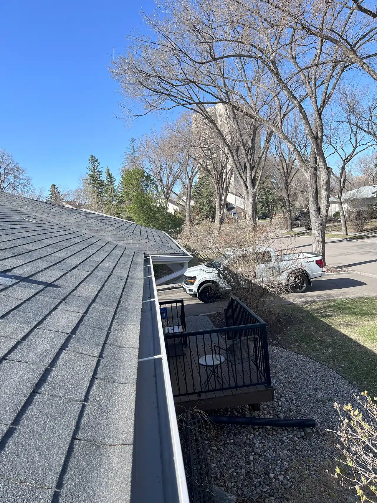 eavestrough cleaning in regina