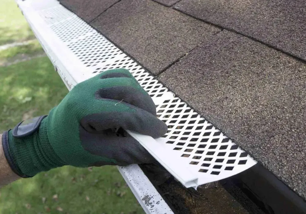 gutter guard cleaning canada